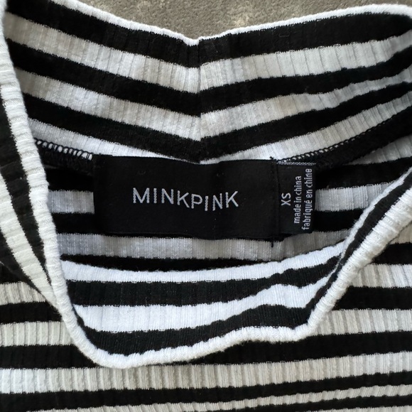Mink Pink Black and White Stripe Mock Turtleneck Short Sleeve Size XS - Picture 3 of 4